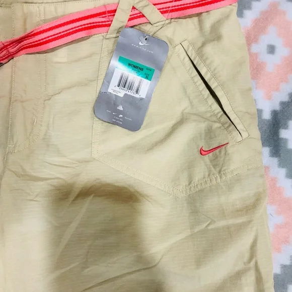 Nike Womens Active capris - Picture 2 of 5